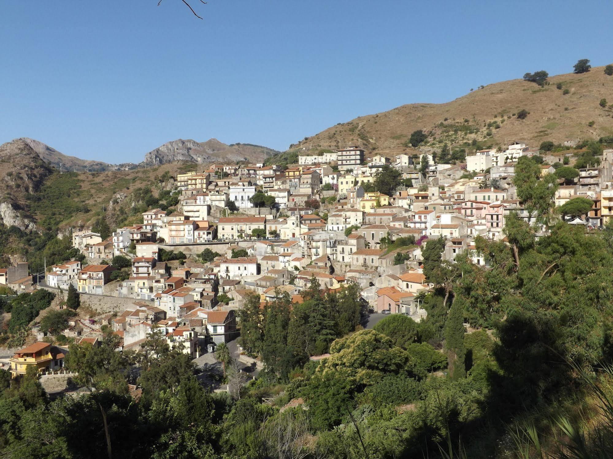 Albergo Diffuso Borgo Gallodoro מראה חיצוני תמונה